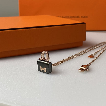 Miro CONSTANCE BLACK PEDANT PINK GOLD NECKLACE