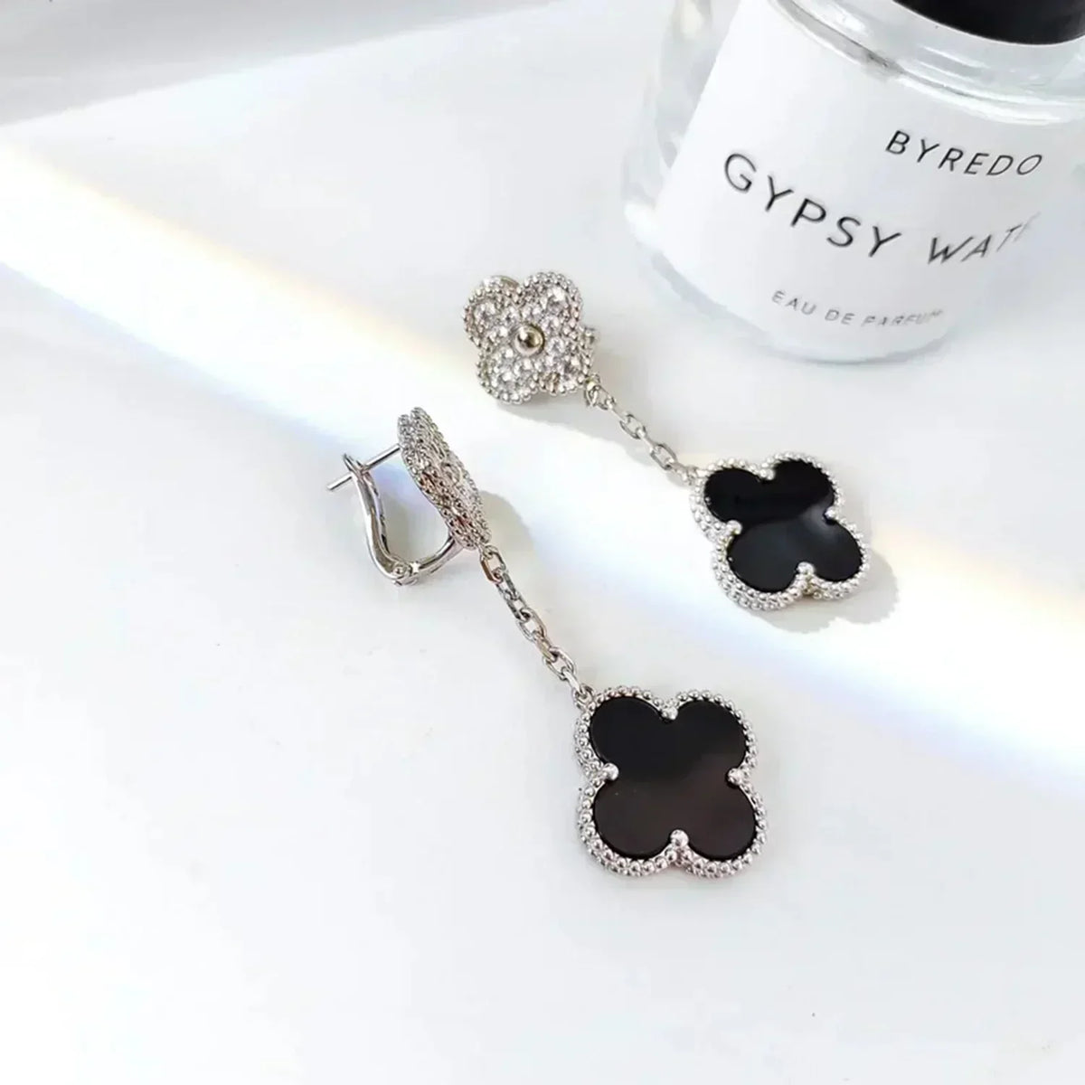 Miro CLOVER 2 MOTIFS  DIAMOND ONYX EARRINGS SILVER