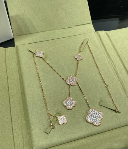 Miro CLOVER 6モチーフ ダイヤモンドパヴェネックレス