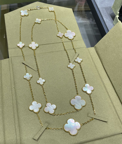 Miro CLOVER 16 MOTIF WHITE MOP GOLD ネックレス