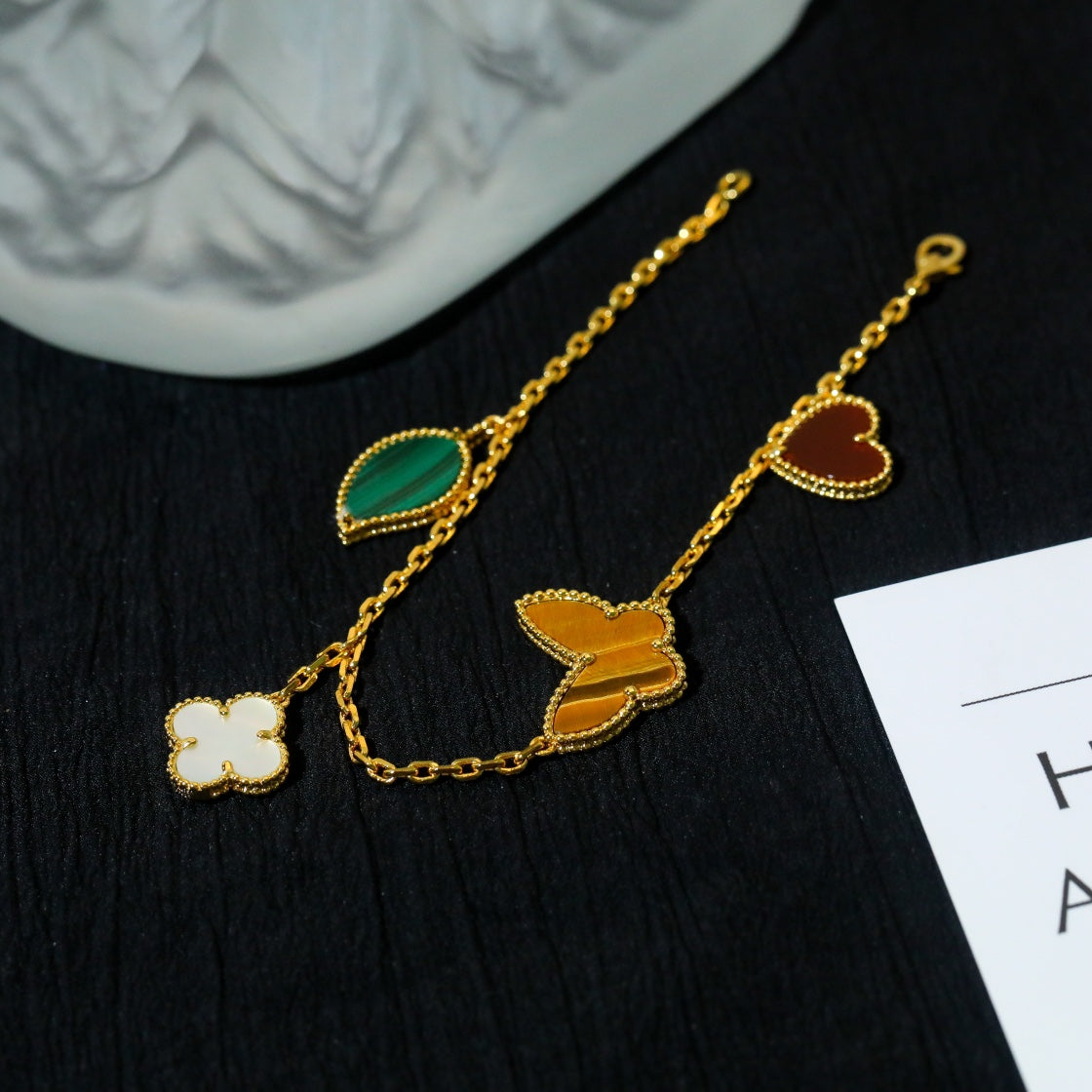 Miro LUCKY SPRING 5 MOTIF GOLD BRACELET