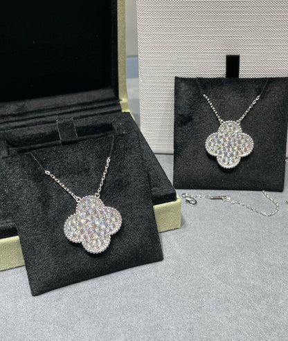 Miro クローバー 25MM ラージペンダント ダイヤモンドパヴェ シルバーネックレス