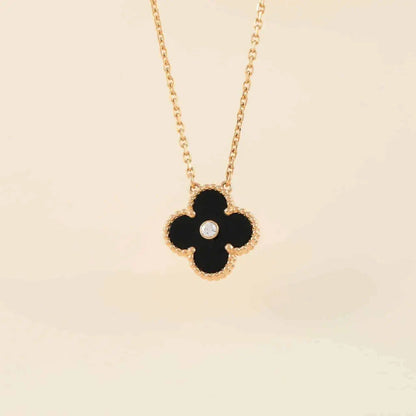 Miro CLOVER 15MM DIAMOND ONYX NECKLACE