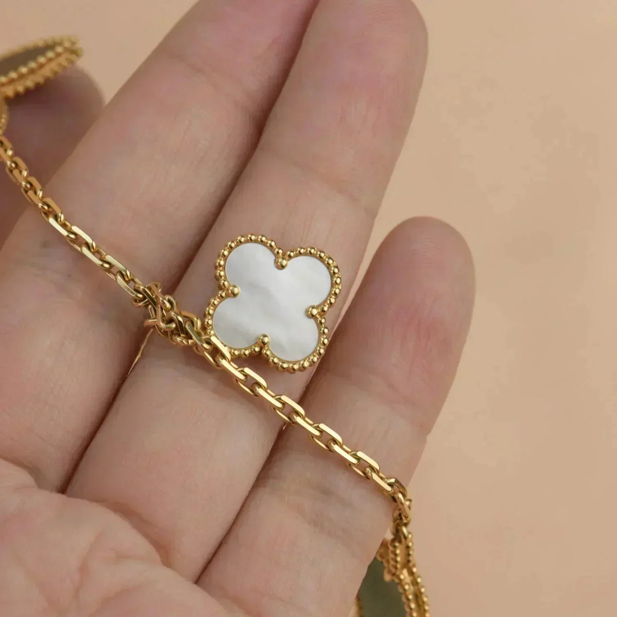 Miro LUCKY SPRING 5 MOTIF GOLD BRACELET