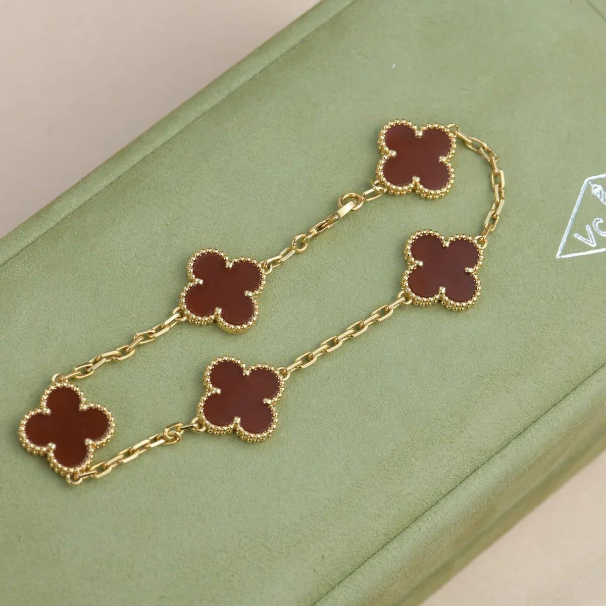 [Miro ]新作 CLOVER 5 MOTIF RED CORNELIAN BRACELET COLLECTION