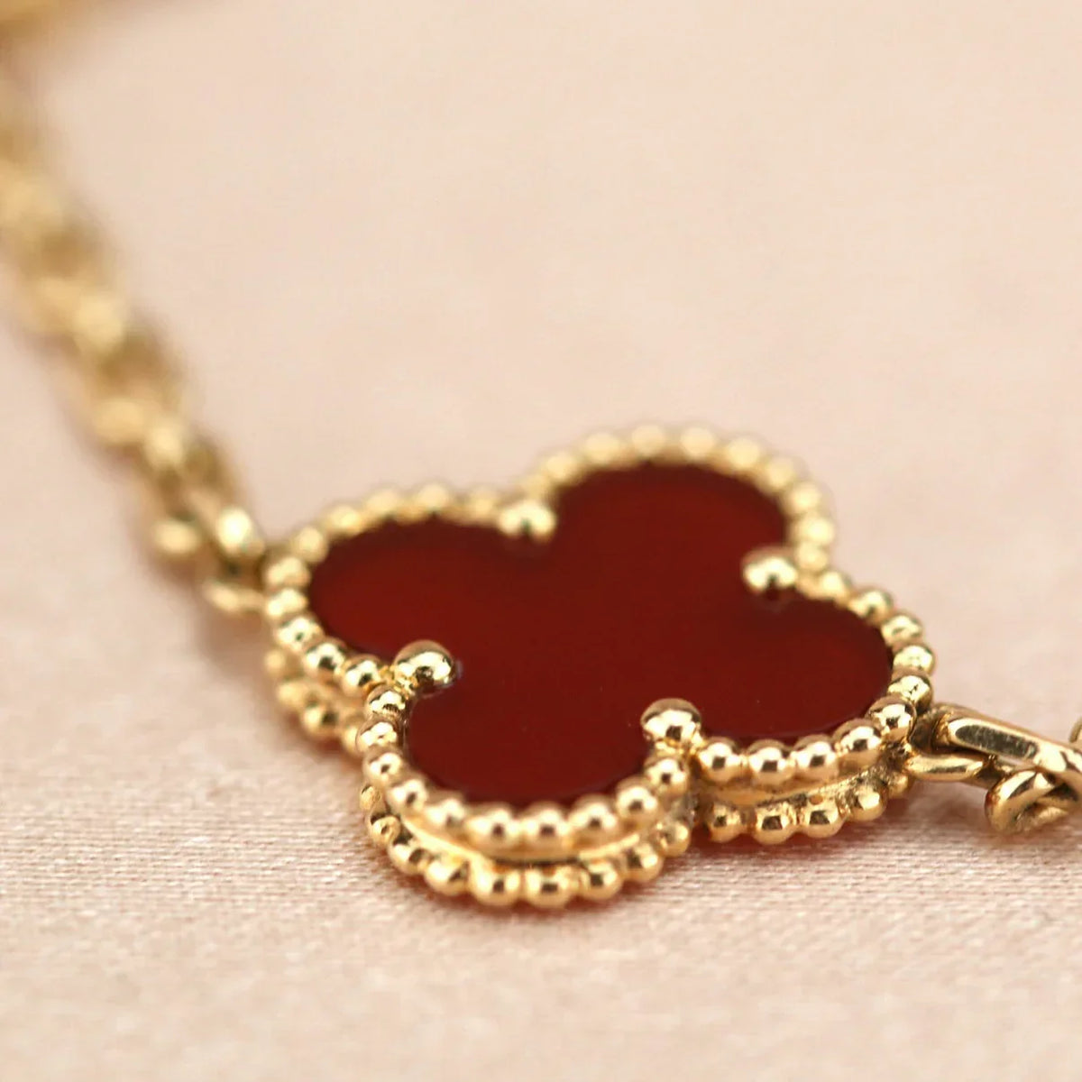 [Miro ]新作 CLOVER 5 MOTIF RED CORNELIAN BRACELET COLLECTION