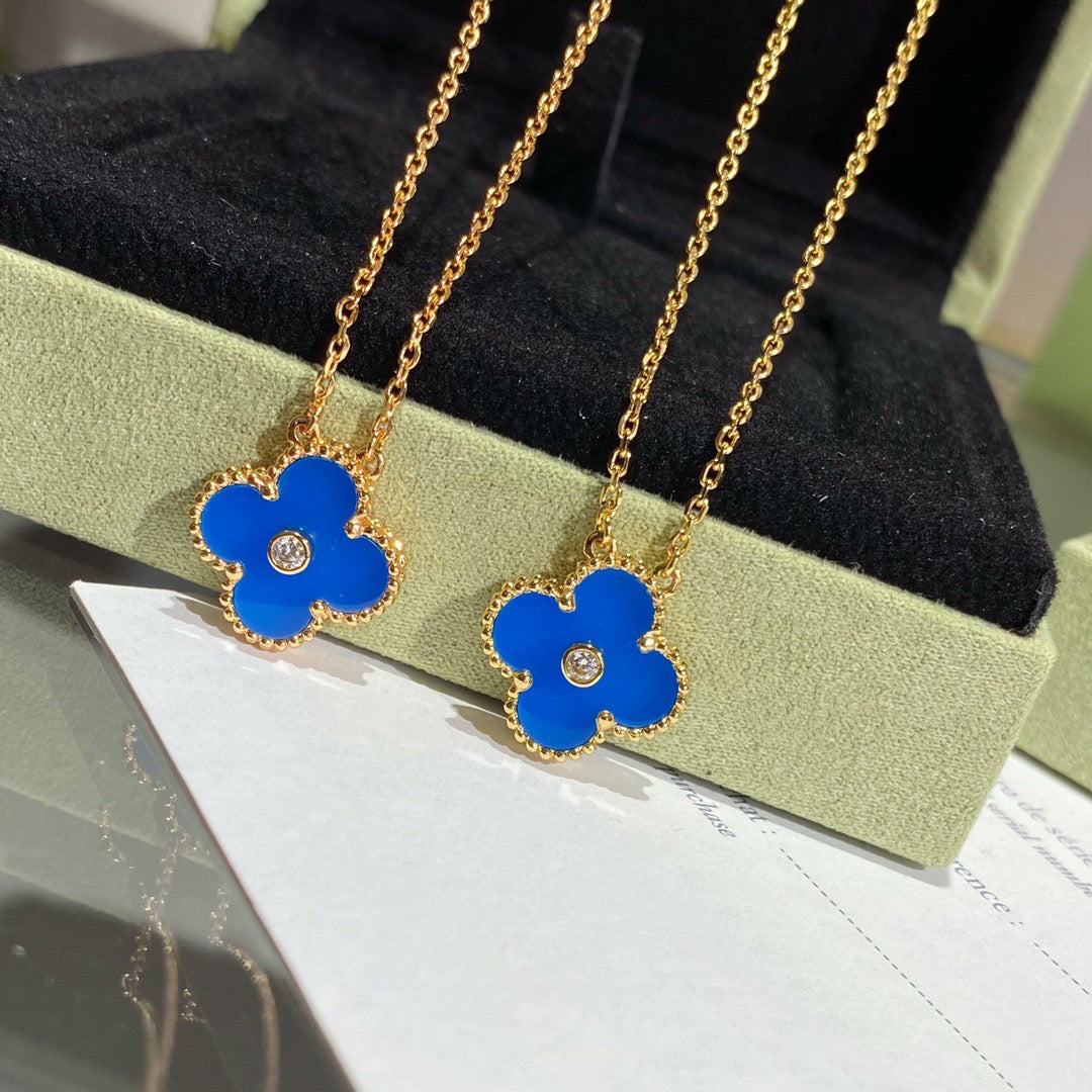 Miro クローバー 15MM ダイヤモンド & ブルーアゲート ネックレス