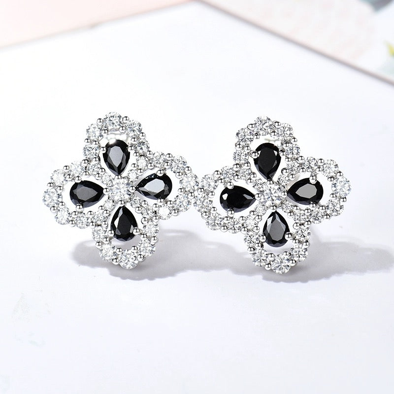 Miro LOOP EARRINGS FULL MOTIF DIAMOND 16MM