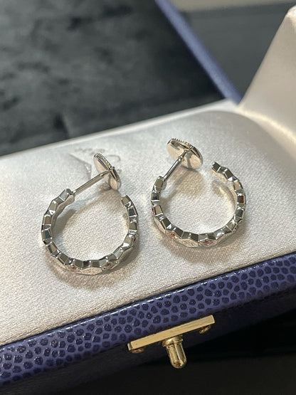 Miro BEE LOVE Earrings Silver