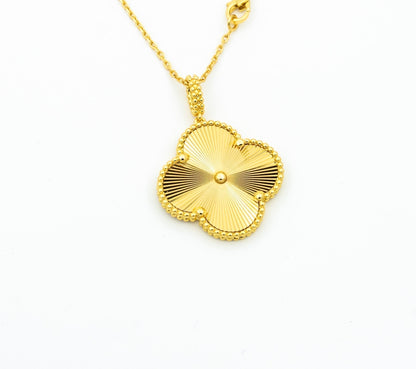 Miro CLOVER 25MM ペンダントネックレス ゴールド