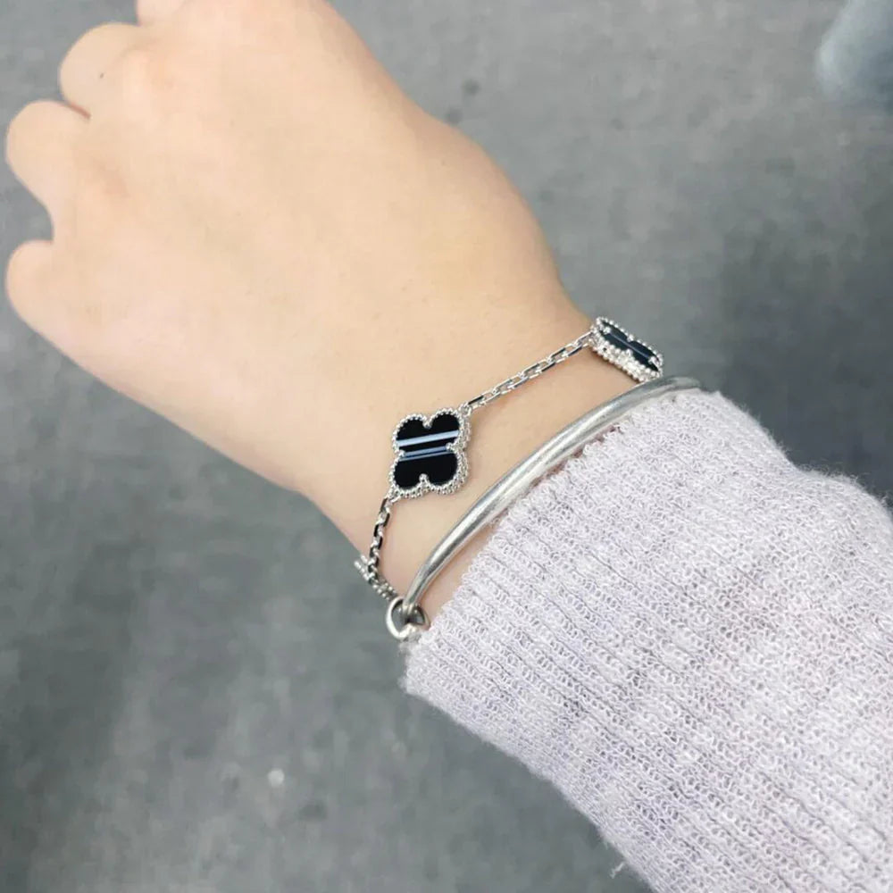 [Miro ]New  CLOVER 5 MOTIF PULSAR STONE BRACELET COLLECTION