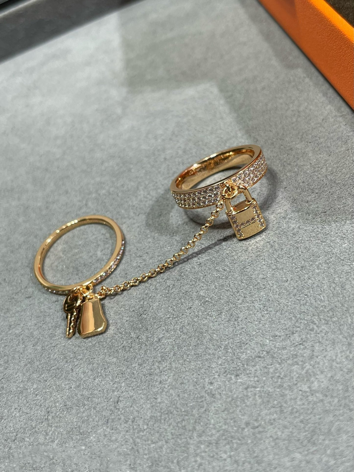 ミロ HM ケリー クロシェット ダブルリング ダイヤモンド入り