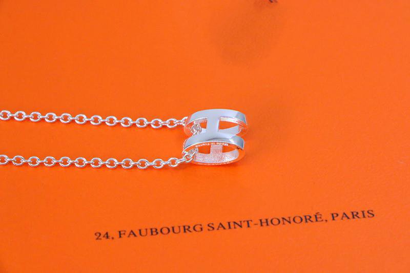 Miro HM NECKLACE H LETTER OVAL SERIES