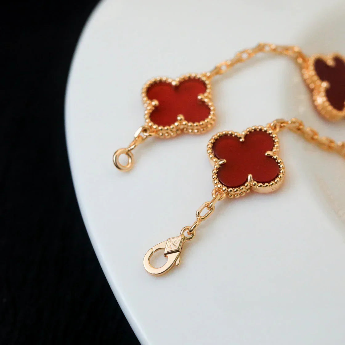 [Miro ]新作 CLOVER 5 MOTIF RED CORNELIAN BRACELET COLLECTION