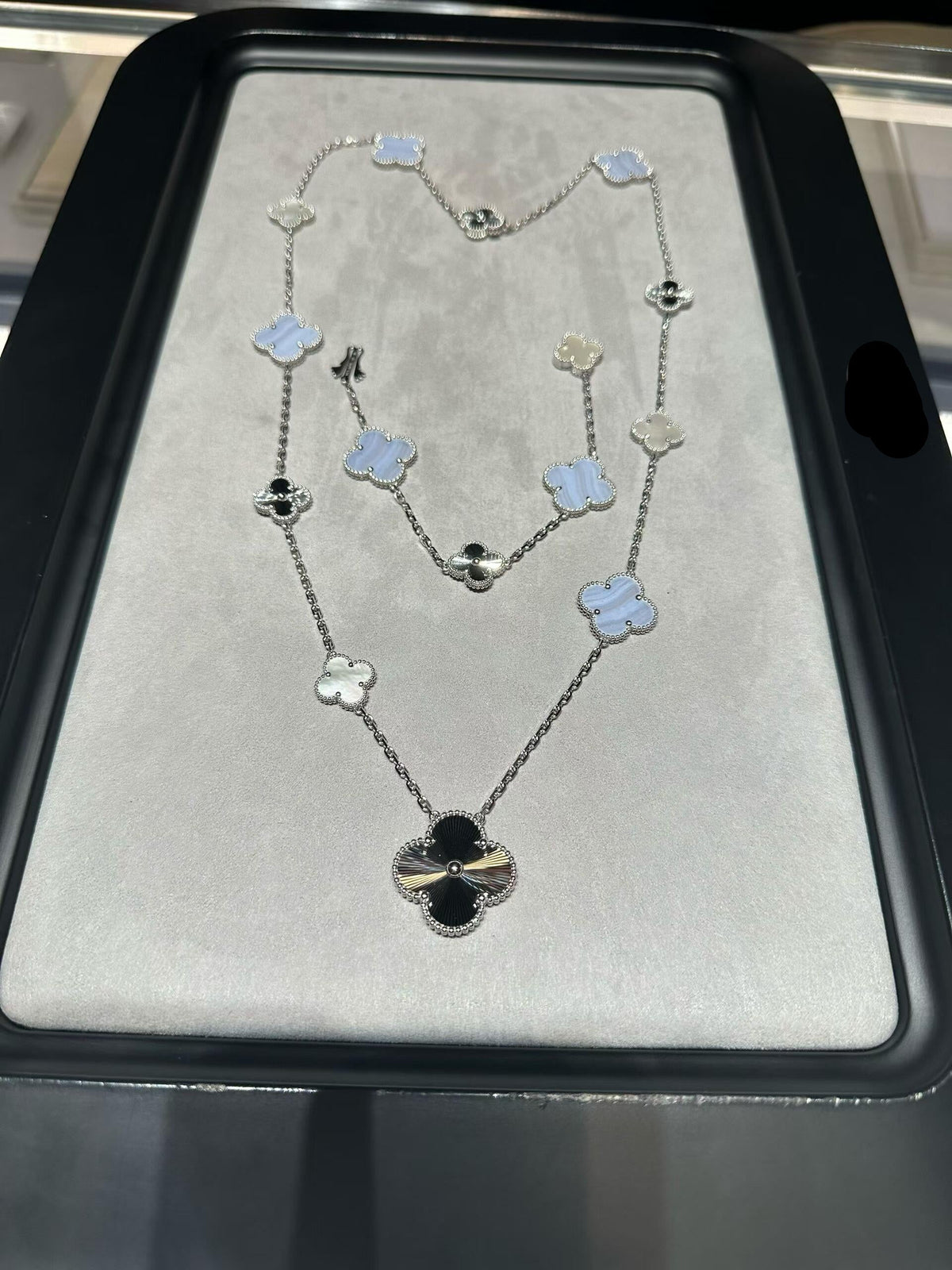 [Miro ] 25 NEW CLOVER 15 MOTIFS PURPLE CHALCEDONY