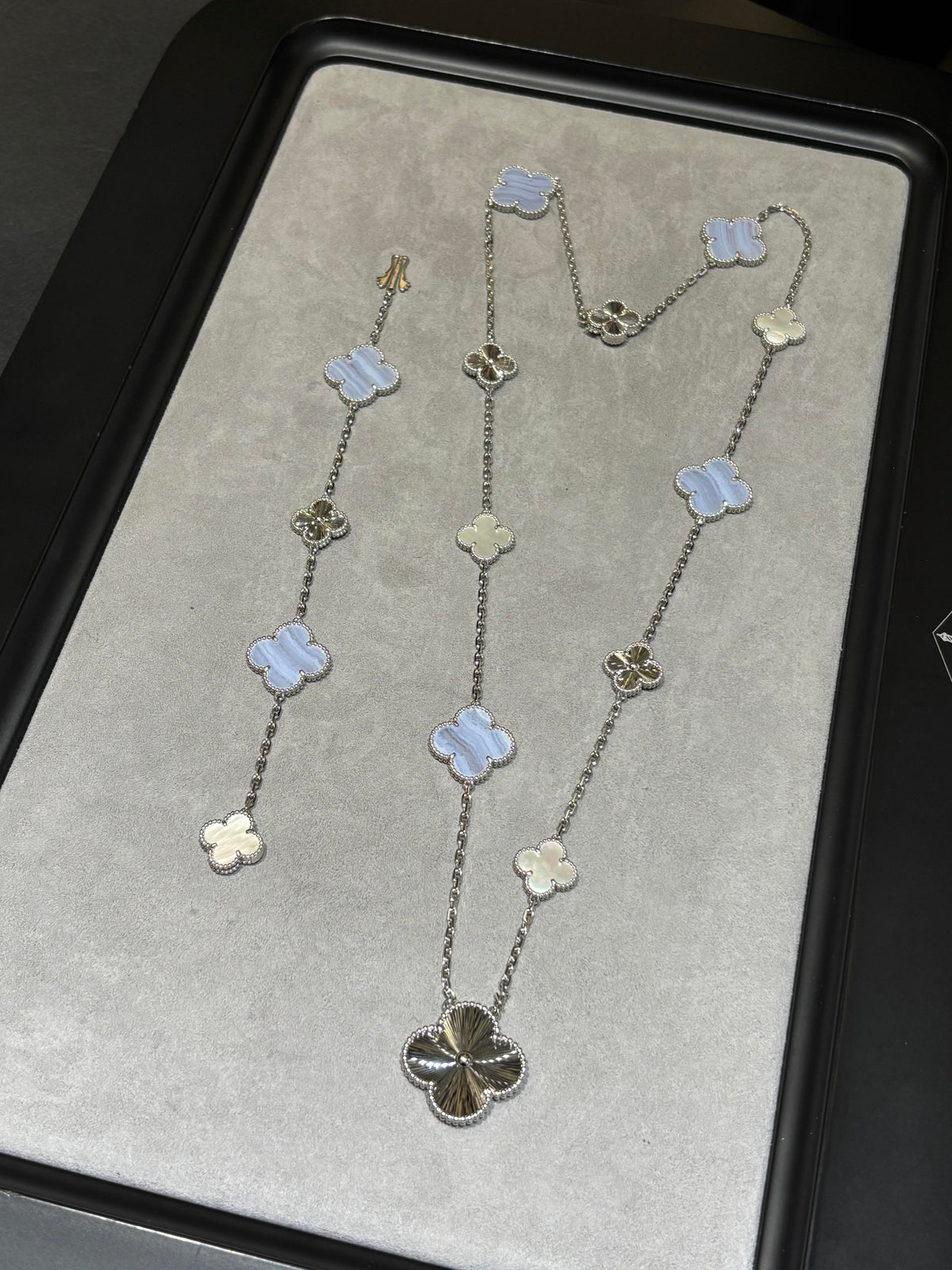 [Miro ] 25 NEW CLOVER 15 MOTIFS PURPLE CHALCEDONY