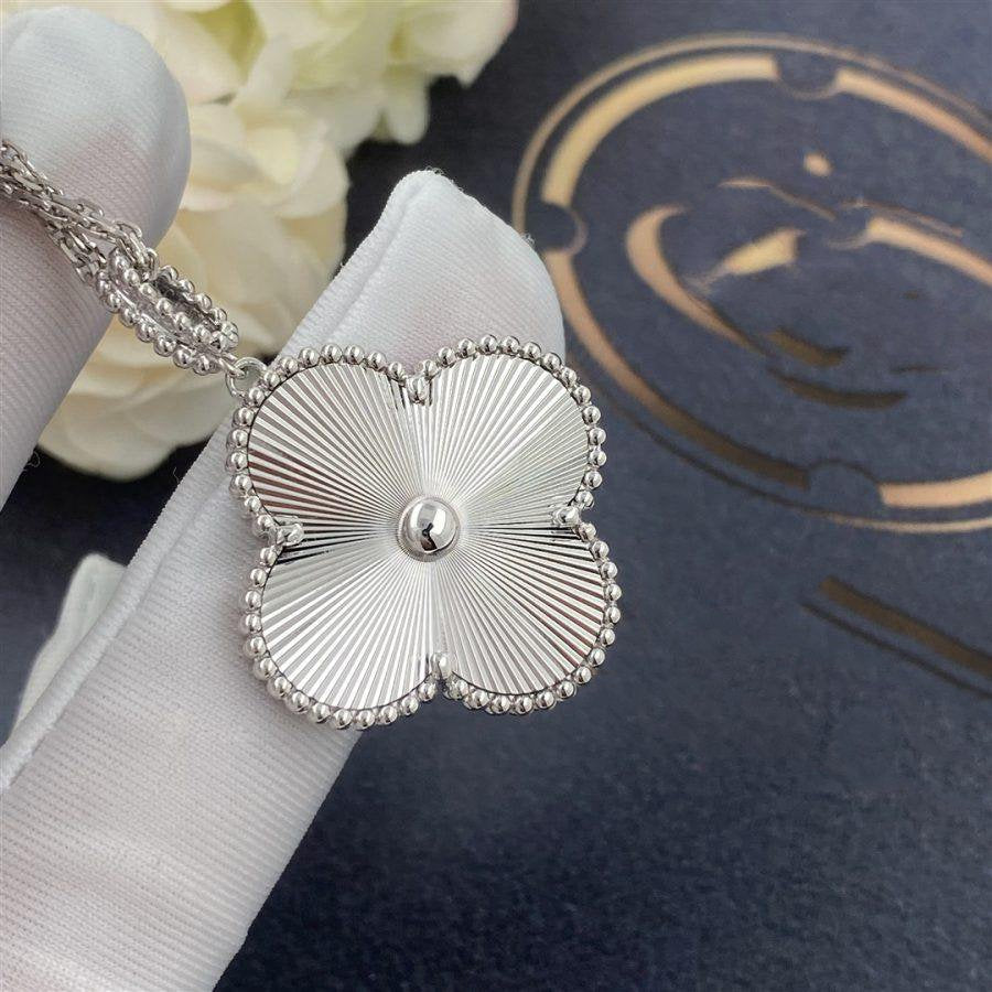 Miro CLOVER 25MM SILVER BIG CLOVER ネックレス